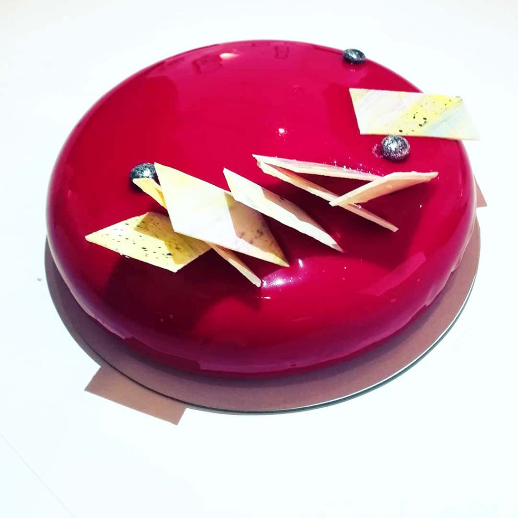 Mandarina Cake Shop production